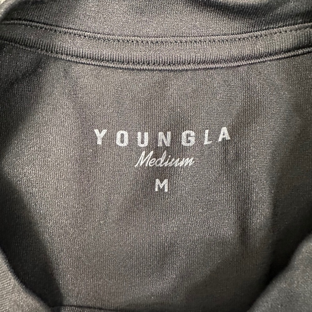 YoungLA Mens Compression Shirt Black Short Sleeve Seamless Gym Top Medium - Picture 3 of 6